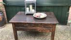 Oude antieke salontafel heel robuuste uitvoering ., Ophalen