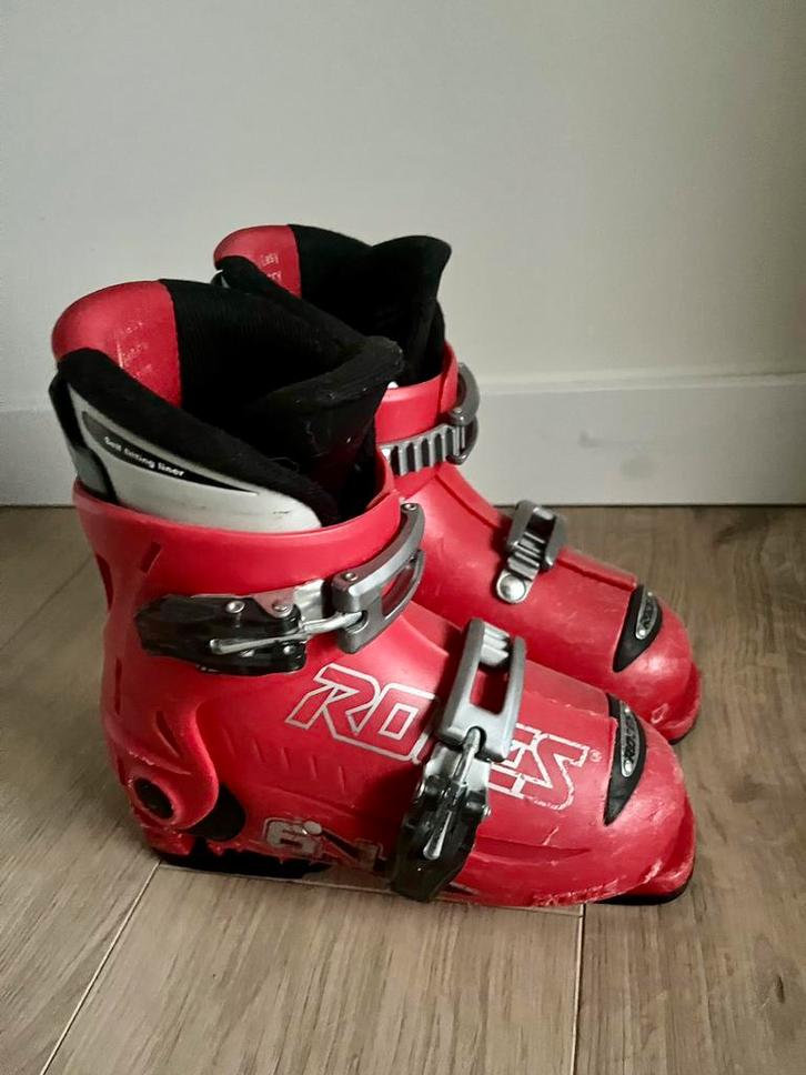 Kinderskischoen Roces Idea 6in1 - verstelbaar maat 30-35, Sport en Fitness, Skiën en Langlaufen, Zo goed als nieuw, Schoenen, Overige merken