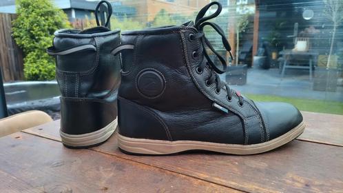 Booster Degelijke leren motor schoenen hoog maat 44 zgan, Motoren, Kleding | Motorkleding, Laarzen, Heren, Tweedehands, Ophalen of Verzenden