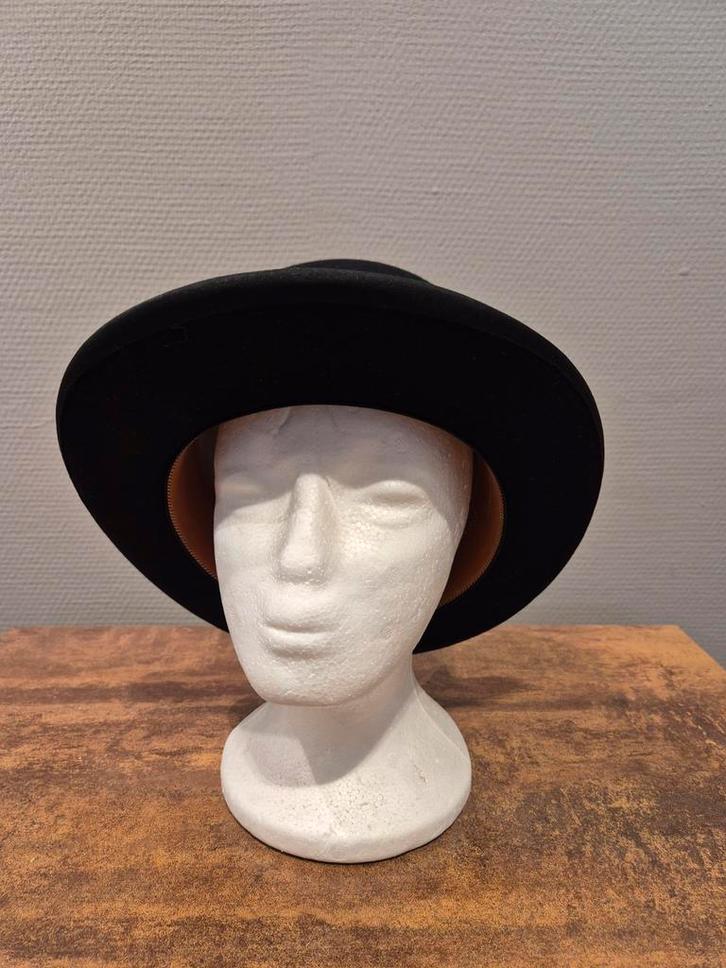 Klederdracht Hoed, Kleding | Dames, Hoeden en Petten, Zo goed als nieuw, Hoed, 56 of 57 cm (M, 7 of 7⅛ inch), Ophalen of Verzenden