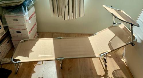 Zonnebed / veldbed / stretcher – Beige, aluminium, Tuin en Terras, Ligbedden, Zo goed als nieuw, Aluminium, Verstelbaar, Ophalen