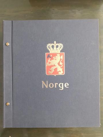 Collectie postzegels van Noorwegen in DAVO-album beschikbaar voor biedingen