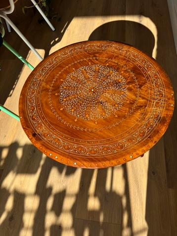 Indisch/arabische salontafel, bijzettafel, vintage  beschikbaar voor biedingen