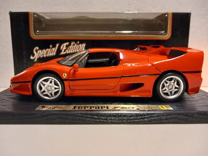 Ferrari F50 hardtop closed top red Maisto metal 1:18 KRD, Hobby en Vrije tijd, Modelauto's | 1:18, Zo goed als nieuw, Auto, Maisto