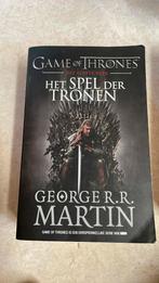 George R.R. Martin - Het spel der tronen, Ophalen of Verzenden, Zo goed als nieuw, George R.R. Martin