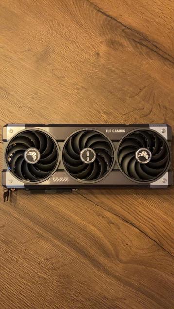 ASUS TUF RX 9070 XT 16GB videokaart beschikbaar voor biedingen