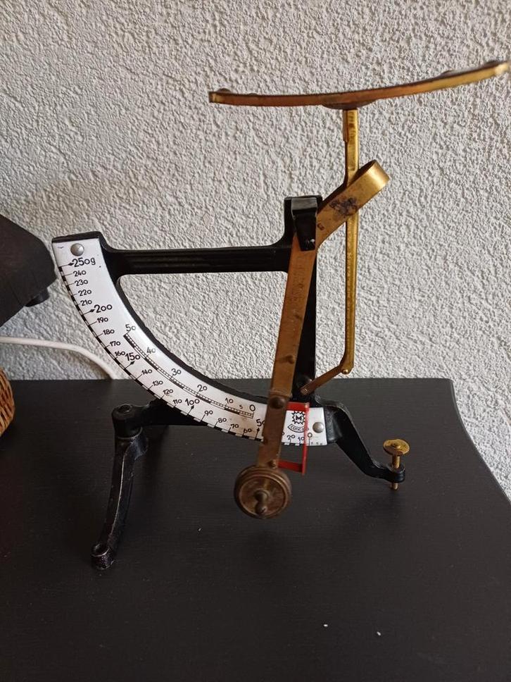 Antieke Gietijzeren Weegschaal, Antiek en Kunst, Antiek | Gereedschap en Instrumenten, Ophalen of Verzenden