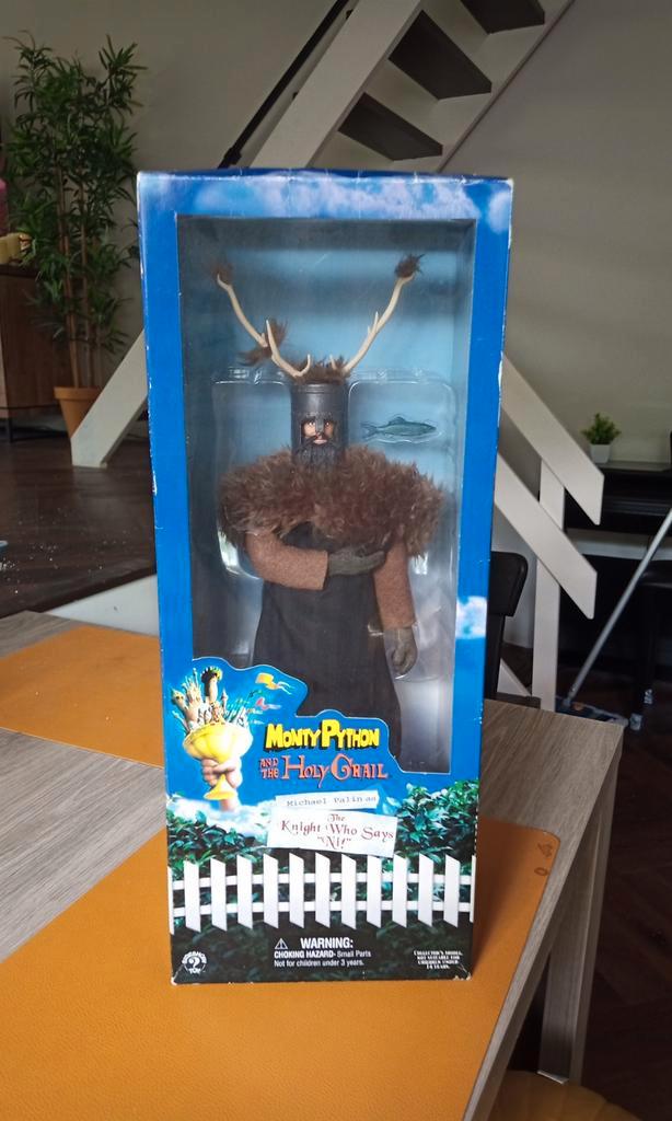 Alle Monty Python & The Holy Grail 12 inch figuren in doos, Verzamelen, Poppetjes en Figuurtjes, Nieuw, Ophalen