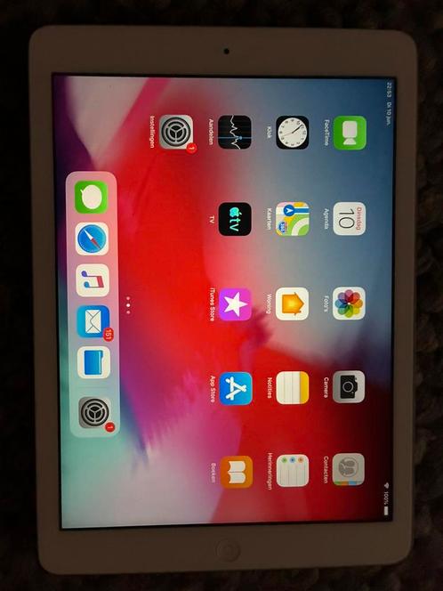 Ipad Air 2015, Computers en Software, Apple iPads, Zo goed als nieuw, Apple iPad Air, Wi-Fi, 10 inch, 16 GB, Zilver, Ophalen of Verzenden