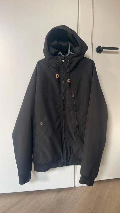 Kledingbundle 4 stuks – Volcom & Quiksilver, topkwaliteit, Kleding | Heren, Jassen | Zomer, Zo goed als nieuw, Maat 46 (S) of kleiner