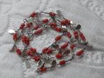 Ketting met bloedkoraaltjes en blaadjes, Verzenden, Overige materialen, Ketting