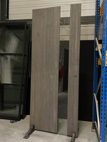 Massief Eiken Blanke Glas deur grijs hout beschikbaar voor biedingen