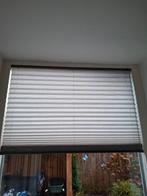 Luxaflex Plissé Gordijn, Huis en Inrichting, Stoffering | Gordijnen en Lamellen, Grijs, Zo goed als nieuw, Modern, 150 tot 200 cm