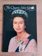 The Queen's Silver Jubilee - Olwen Hedley, Verzamelen, Koninklijk Huis en Royalty, Verzenden, Nieuw, Tijdschrift of Boek