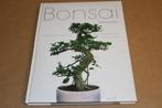 Bonsai - Beschrijving en verzorging, Boeken, Wonen en Tuinieren, Ophalen of Verzenden, Kamerplanten, Zo goed als nieuw