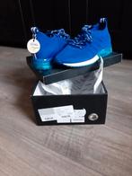 La straat blauwe sneakers., Ophalen, Blauw, Nieuw, Dansschoenen