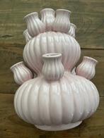 NIEUW ! DK A'dam pink tulip vase groot 30 x 20 cm, Huis en Inrichting, Woonaccessoires | Vazen, Overige kleuren, Aardewerk of Porselein