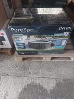 Intex Pure Spa 6 persoons - Bubbelbad, Tuin en Terras, Bubbelbaden en Hottubs, Ophalen, Zo goed als nieuw, Afdekzeil, Opblaasbaar