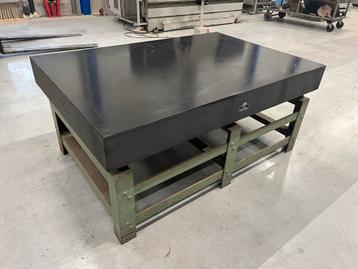 Vlaktafel - Windley Bros beschikbaar voor biedingen