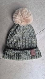 Leuke baby/peuter muts met pompon, Kinderen en Baby's, Kinderkleding | Mutsen, Sjaals en Handschoenen, Ophalen, Zo goed als nieuw