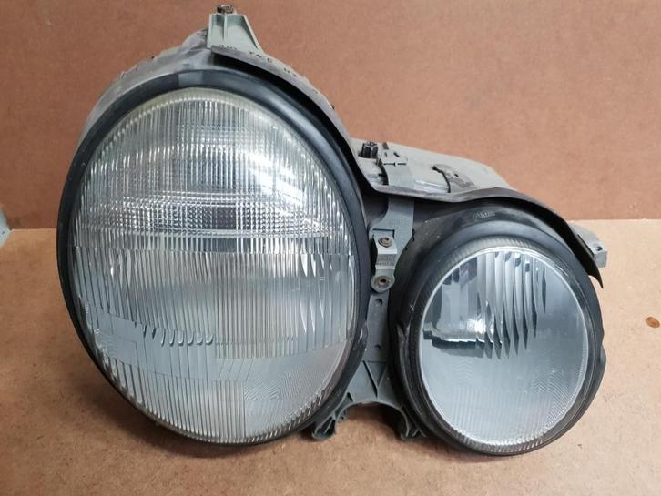 Rechter Hella H7 koplamp Mercedes W210 E-Klasse Facelift 556, Auto-onderdelen, Verlichting, Mercedes-Benz, Gebruikt, Ophalen of Verzenden