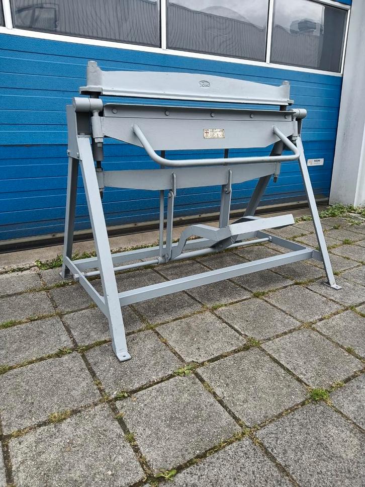 Te koop: Jörg zetbank , ruim 1 meter, met voetbediening., Doe-het-zelf en Verbouw, Gereedschap | Overige machines, Zo goed als nieuw