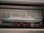 Model van de SS Rotterdam, Ophalen, Zo goed als nieuw