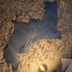 Lapje pig skin, Hobby en Vrije tijd, Stoffen en Lappen, Leer of Kunstleer, Nieuw, Ophalen of Verzenden, 30 tot 120 cm