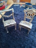 2 zwaar verzilverde stoeltjes, Antiek en Kunst, Curiosa en Brocante, Ophalen