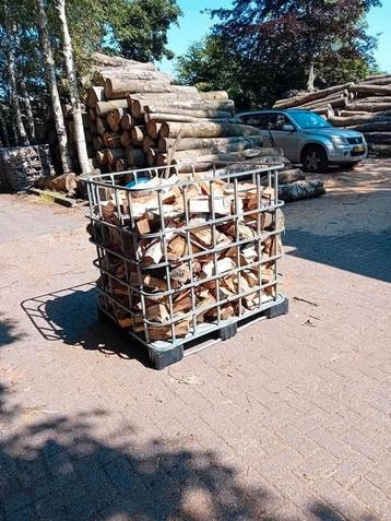 Droog essen haardhout stookhout  beschikbaar voor biedingen