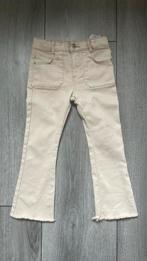 Zara flared jeans maat 110 beige, Meisje, Ophalen of Verzenden, Broek, Zo goed als nieuw