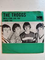 The Troggs - With A Girl Like You 7" Single, Gebruikt, 7 inch, Single, Ophalen of Verzenden
