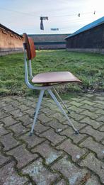 Result stoel Friso Kramer vintage design., Huis en Inrichting, Stoelen, Metaal, Design, Gebruikt, Eén