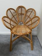 Rotan stoel bloem, Huis en Inrichting, Stoelen, Ophalen, Zo goed als nieuw, Bruin, Eén
