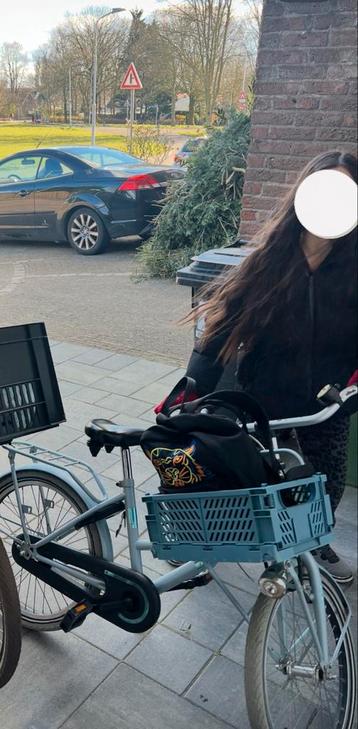 Mooie stadsfiets met lage instap beschikbaar voor biedingen