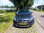 Ford Focus 1.6 74KW 5D AUT 2008 Grijs, Auto's, Ford, 1596 cc, Stof, Zwart, 4 cilinders