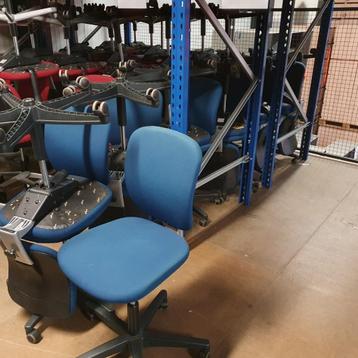 10x Ahrend 262 bureaustoelen kantoor stoelen met blauwe stof beschikbaar voor biedingen
