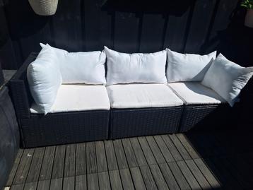 3 delige Loungeset met kussens  beschikbaar voor biedingen