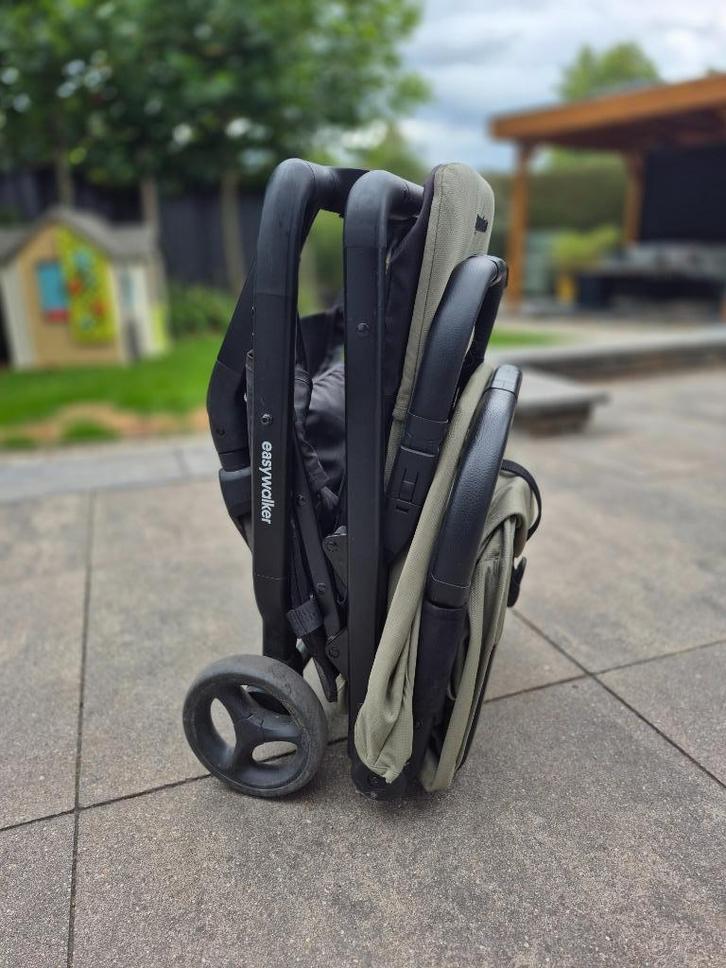 Easywalker Miley 2 buggy met 2x regenhoes en muggennet, Kinderen en Baby's, Buggy's, Gebruikt, Overige merken, Regenhoes, Verstelbare rugleuning