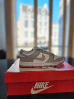 *Nieuw* Nike Dunk Low Retro, White/Grey Fog, Kleding | Heren, Schoenen, Ophalen of Verzenden, Nieuw, Wit