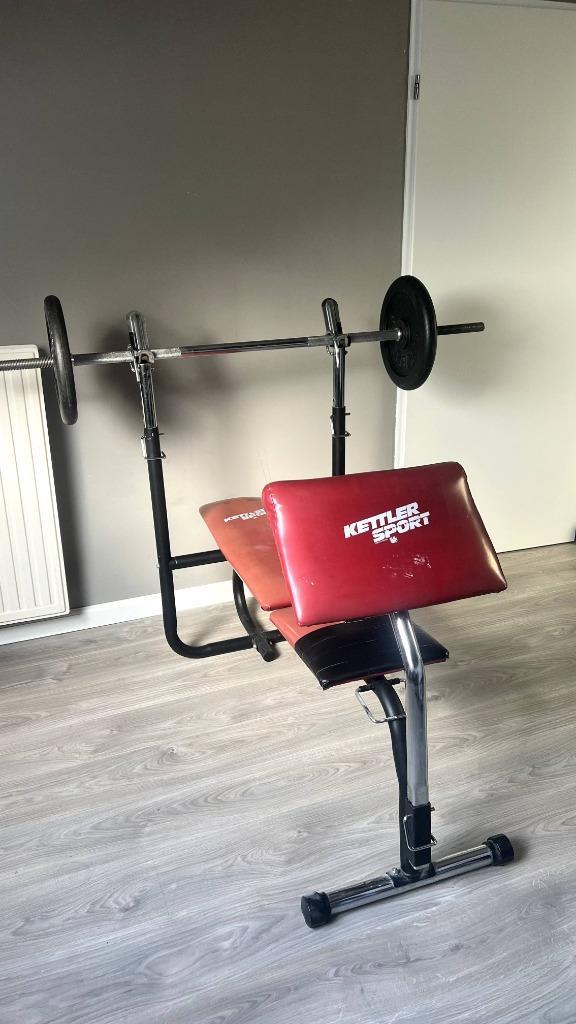 Bench press (Kettler) met armsteun oefening, Sport en Fitness, Fitnessmaterialen, Gebruikt, Fitnessbank, Armen, Borst, Ophalen