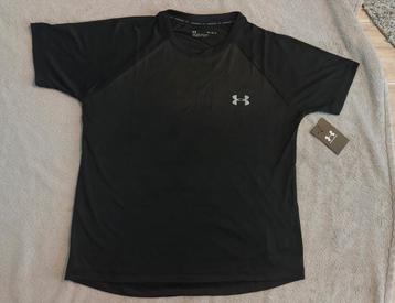 Zwart men under armour beschikbaar voor biedingen