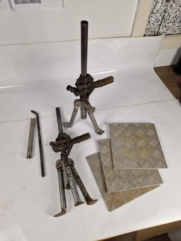 Vintage stelpoten beschikbaar voor biedingen