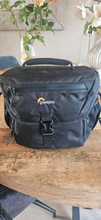 Lowepro Nova 180 AW II Zwart Cameratas, Audio, Tv en Foto, Ophalen of Verzenden, Zo goed als nieuw, Schoudertas, Lowepro