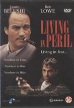 49) Living in Peril: met James Belushi en Rob Lowe, Vanaf 16 jaar, Ophalen of Verzenden, Gebruikt, Actiethriller
