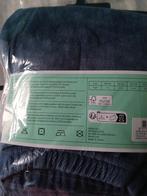 Velours kinderpyama met strepen.  Maat 122/128., Nacht- of Onderkleding, Meisje, Nieuw, Ophalen of Verzenden