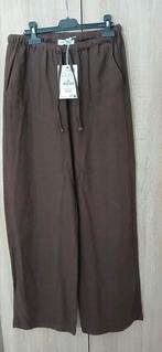 Nieuwe choco bruine pull & bear wijde pijp broek mt m, Kleding | Dames, Broeken en Pantalons, Pull & Bear, Ophalen of Verzenden