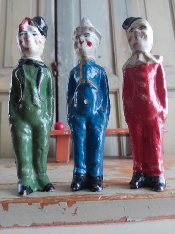Antieke clowns skittles kegels Papier-mache  beschikbaar voor biedingen