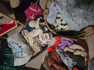 Kinderkleding beschikbaar voor biedingen