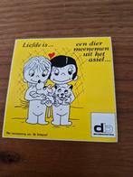 2358 Love is... Stickers, Ophalen of Verzenden, Gebruikt